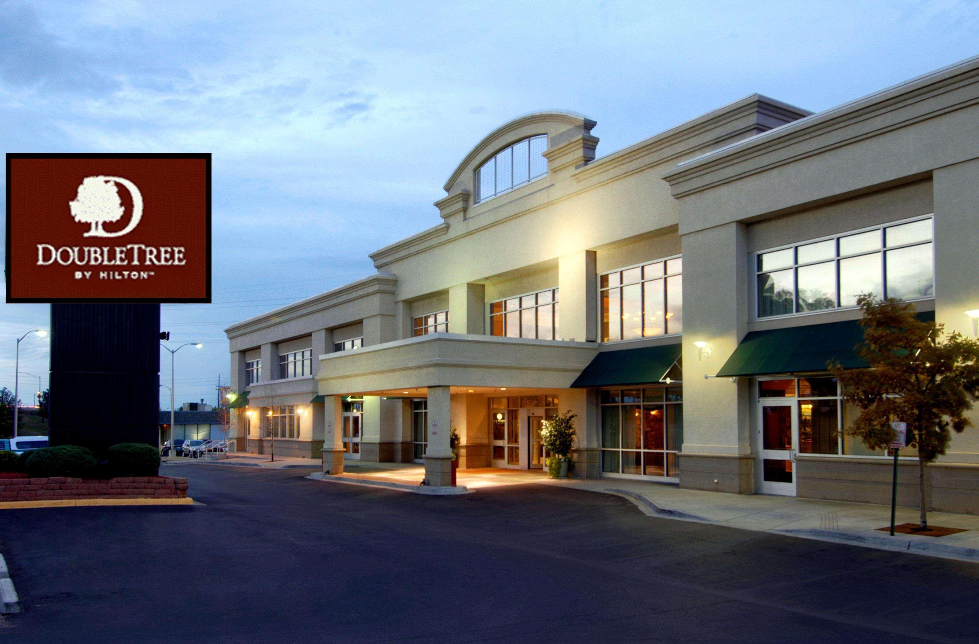 Doubletree By Hilton Denver Central Park Exterior photo
