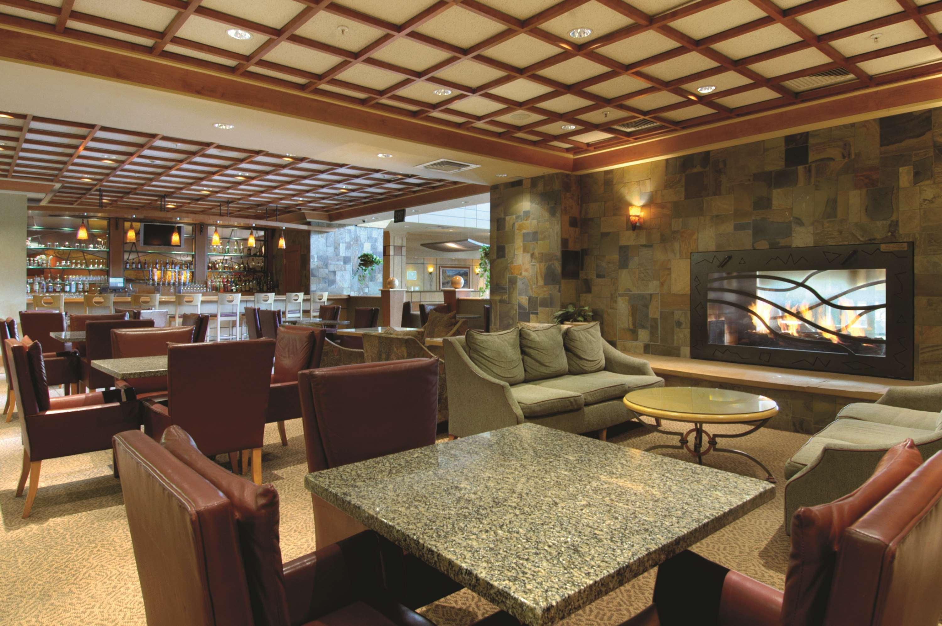 Doubletree By Hilton Denver Central Park Exterior photo