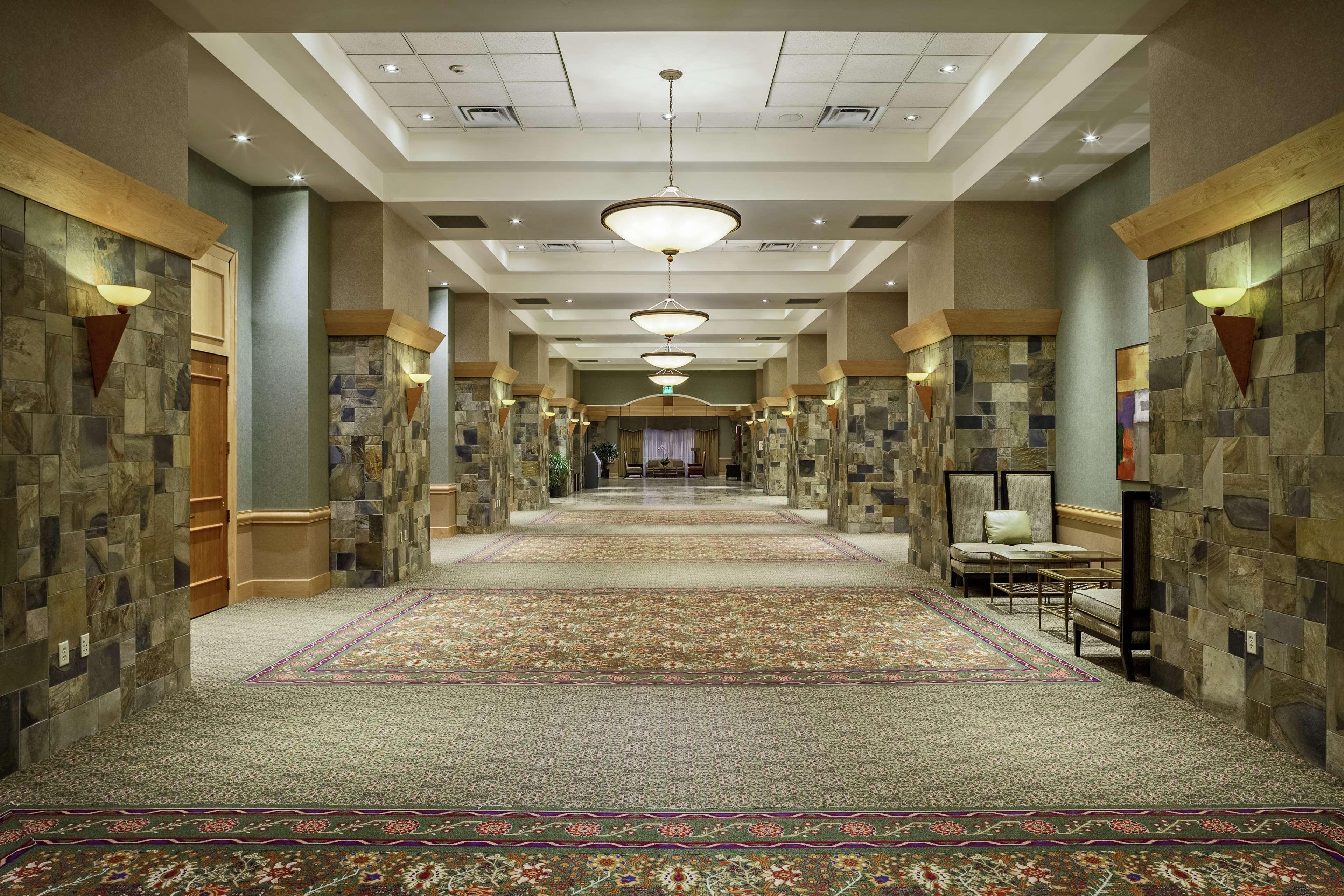 Doubletree By Hilton Denver Central Park Exterior photo